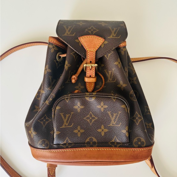 Mini LOUIS VUITTON Montsouris backpack. PM - Picture 3 of 14